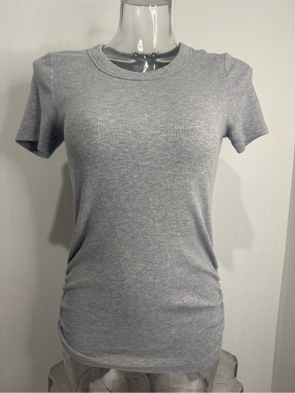 Michael Stars Ribbed Tee with Ruched Sides. Small. Grey.